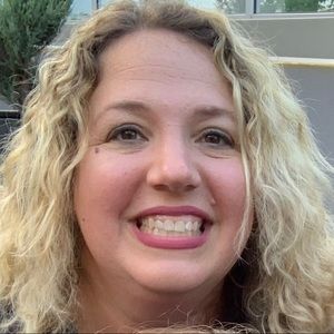 Meet your Posher, Julie